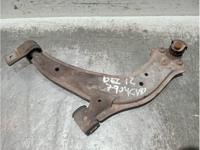 Recambio de brazo suspension inferior delantero izquierdo para citroen xsara berlina referencia OEM IAM   