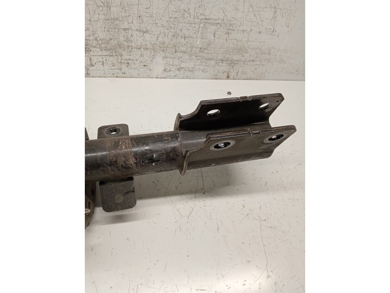 Recambio de amortiguador delantero derecho para peugeot 308 referencia OEM IAM 9844509380  