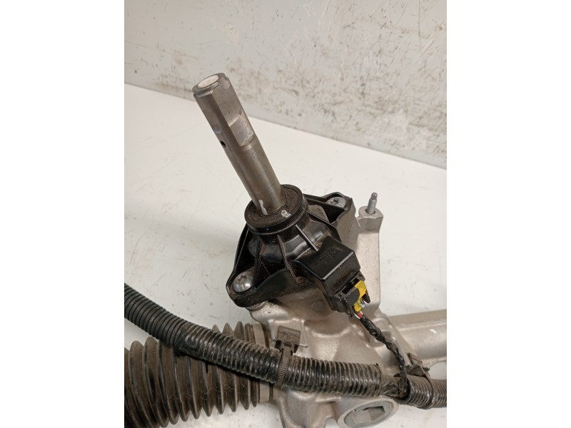 Recambio de cremallera direccion para peugeot 308 referencia OEM IAM 6820000402  