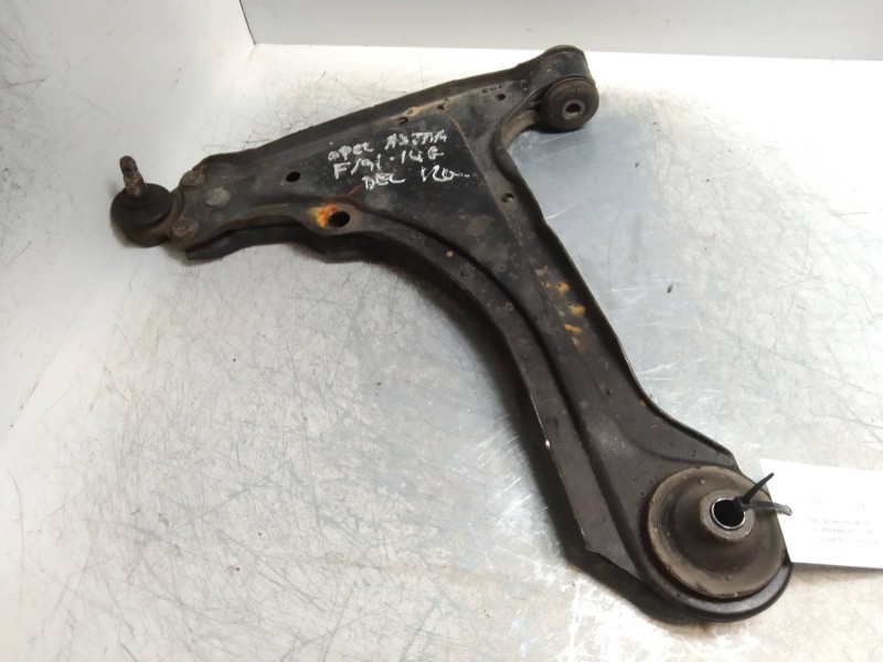 Recambio de brazo suspension inferior delantero izquierdo para opel astra f berlina gl referencia OEM IAM   