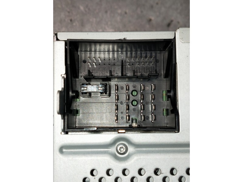 Recambio de sistema audio / radio cd para volkswagen tiguan (5n2) referencia OEM IAM 3C8035195F 28394607 