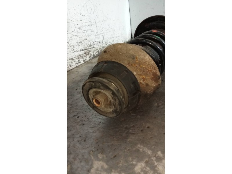 Recambio de amortiguador delantero izquierdo para dacia dokker ambiance referencia OEM IAM 543028938R 824902006283 