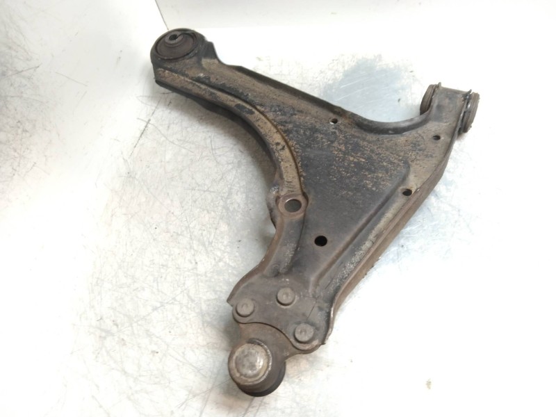 Recambio de brazo suspension inferior delantero izquierdo para opel astra f berlina gl referencia OEM IAM   