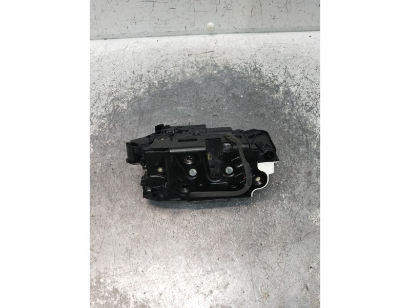 Recambio de motor cierre centralizado trasero derecho para volkswagen tiguan (5n2) referencia OEM IAM 5N1837016E  5P