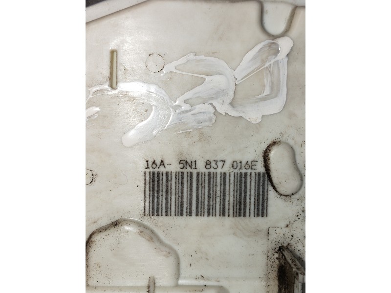 Recambio de motor cierre centralizado trasero derecho para volkswagen tiguan (5n2) referencia OEM IAM 5N1837016E  5P