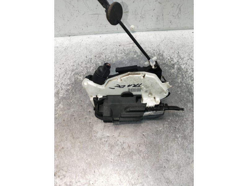 Recambio de motor cierre centralizado delantero derecho para volkswagen tiguan (5n2) referencia OEM IAM 5N0839016G  5P