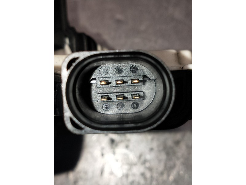 Recambio de motor cierre centralizado delantero derecho para volkswagen tiguan (5n2) referencia OEM IAM 5N0839016G  5P