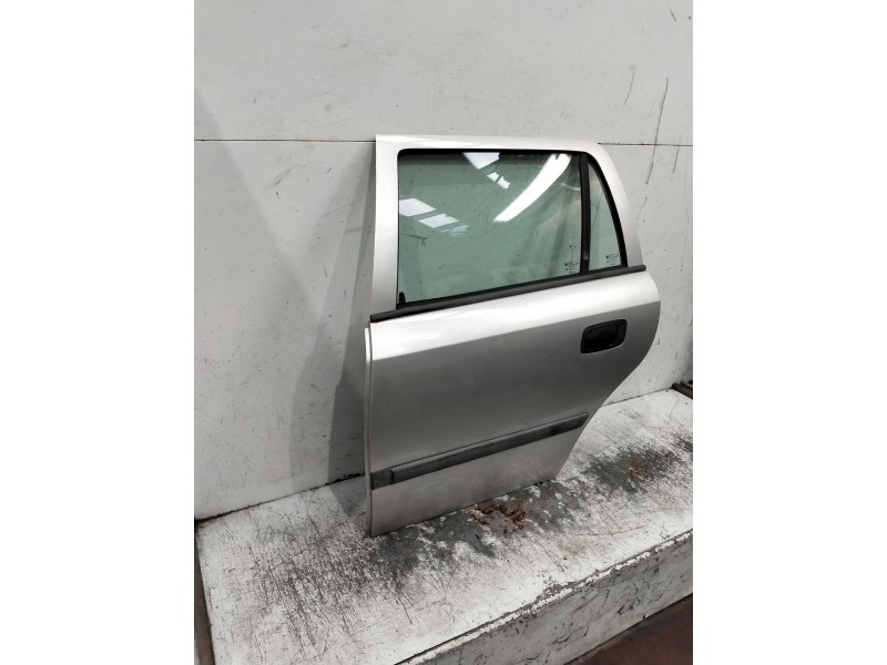 Recambio de puerta trasera izquierda para opel astra g caravan club referencia OEM IAM   5P