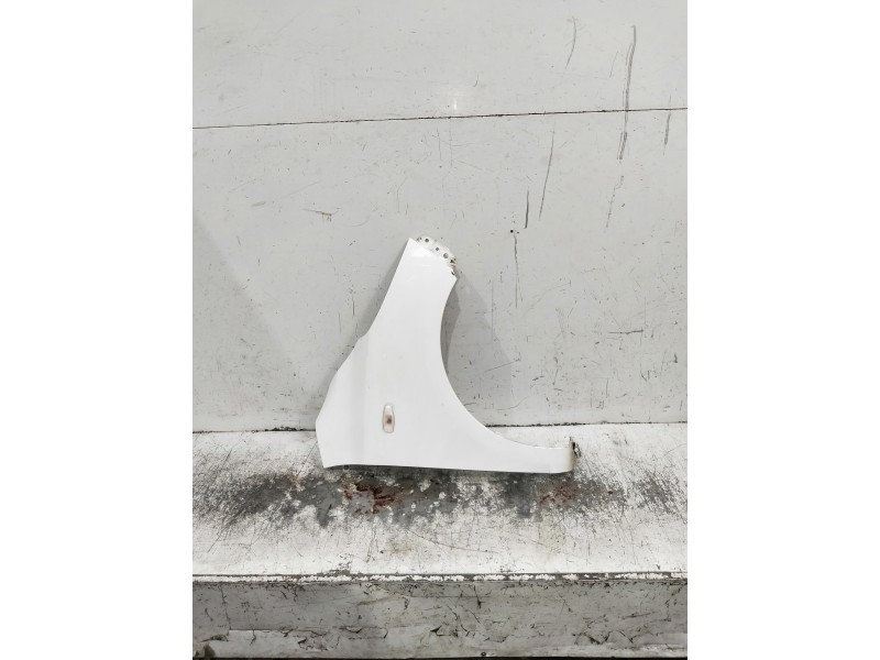 Recambio de aleta delantera derecha para hyundai i10 referencia OEM IAM   