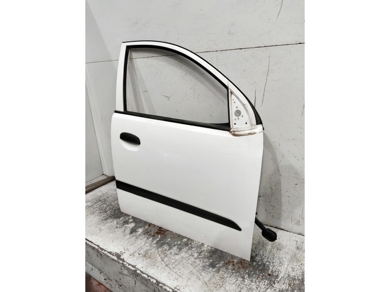 Recambio de puerta delantera derecha para hyundai i10 referencia OEM IAM   5P