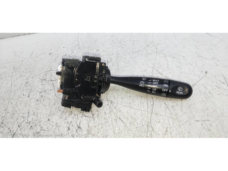 Recambio de mando limpia para toyota yaris (ncp1/nlp1/scp1) 1.4 d-4d linea luna referencia OEM IAM   