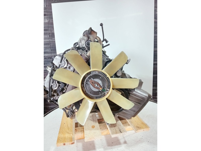 Recambio de motor completo para ssangyong rodius xdi referencia OEM IAM 665926 665926 12520614 DELPHI