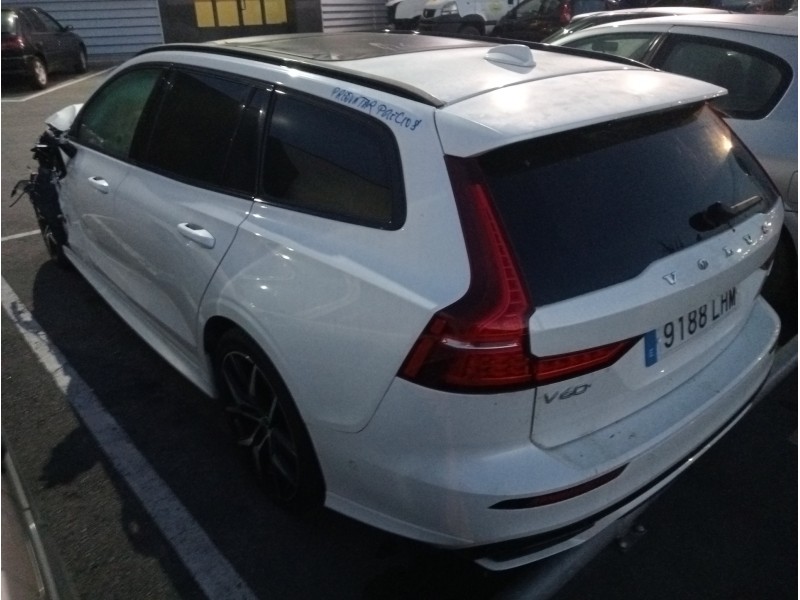volvo v60 familiar del año 2020