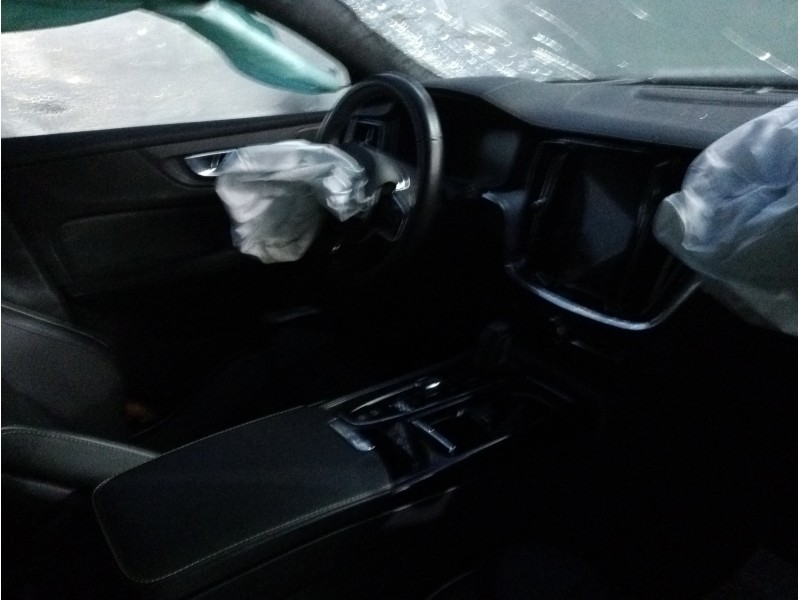 volvo v60 familiar del año 2020