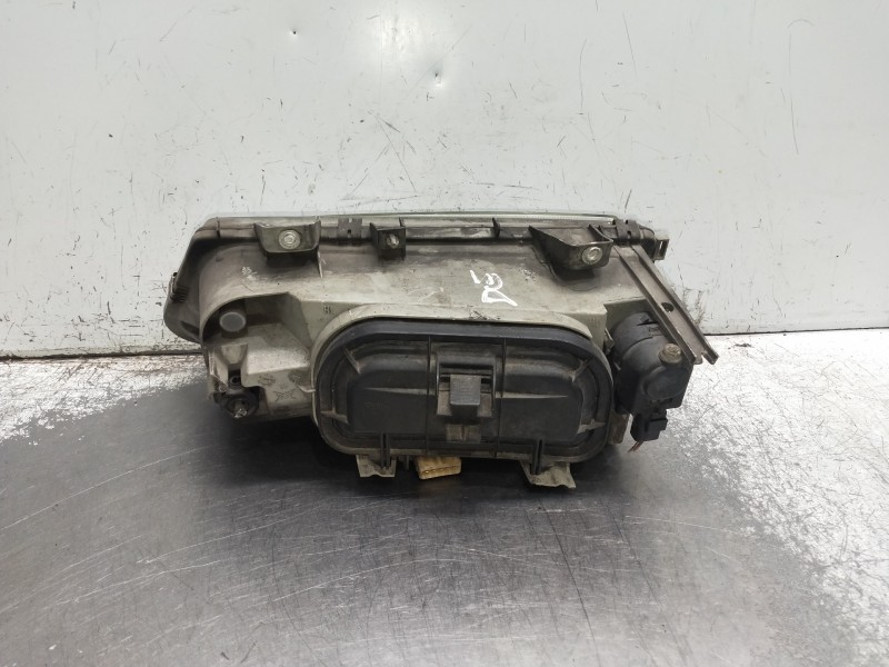 Recambio de faro derecho para peugeot 806 referencia OEM IAM   