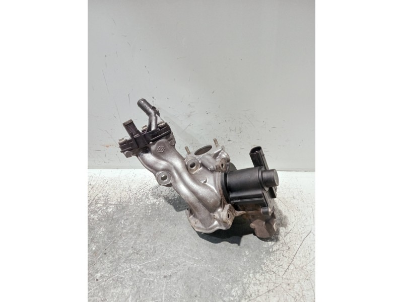 Recambio de valvula egr para renault kangoo referencia OEM IAM 8200282949 8200561269B 7003680600