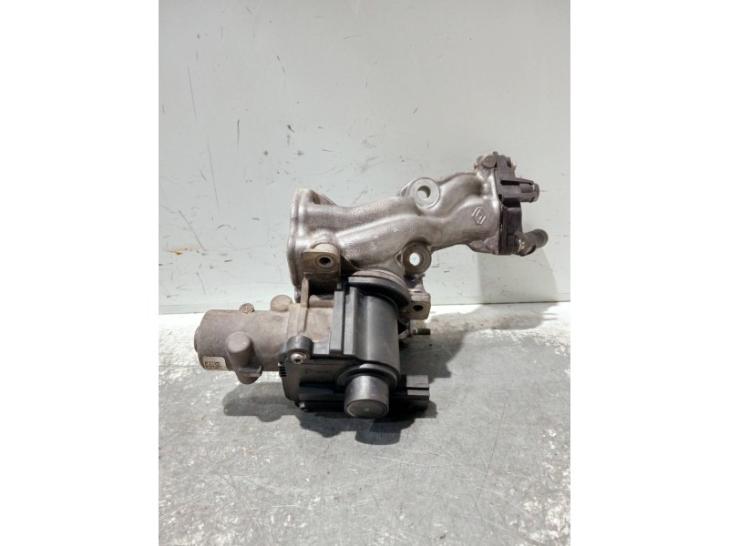 Recambio de valvula egr para renault kangoo referencia OEM IAM 8200282949 8200561269B 7003680600