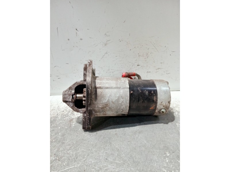 Recambio de motor arranque para renault kangoo referencia OEM IAM 8200584675B M000T87881 