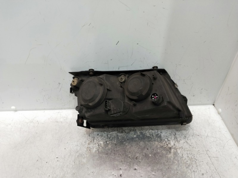 Recambio de faro izquierdo para volkswagen passat berlina (3b2) referencia OEM IAM   