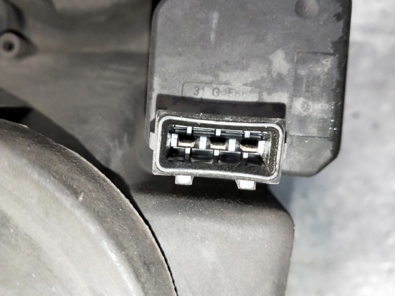 Recambio de faro izquierdo para volkswagen passat berlina (3b2) referencia OEM IAM   