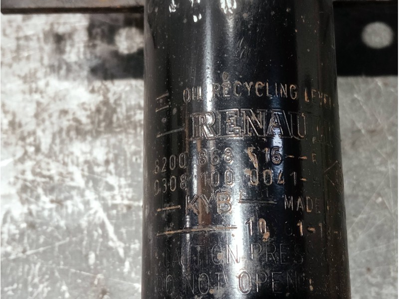 Recambio de amortiguador delantero derecho para renault kangoo referencia OEM IAM 8200868516F 03081000041 