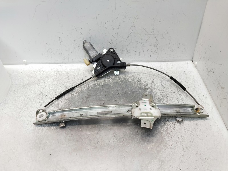 Recambio de elevalunas delantero derecho para hyundai i10 referencia OEM IAM 824020X010 F00S1A2698 5P