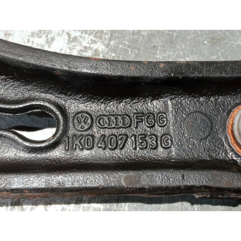 Recambio de brazo suspension inferior delantero izquierdo para skoda octavia berlina (1z3) elegance referencia OEM IAM 1K0407153