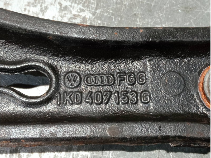 Recambio de brazo suspension inferior delantero izquierdo para skoda octavia berlina (1z3) elegance referencia OEM IAM 1K0407153