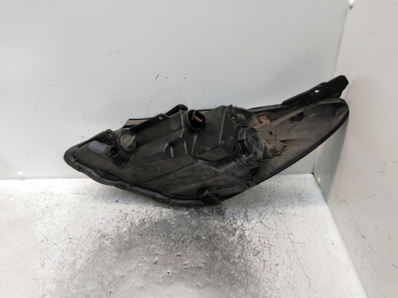 Recambio de faro derecho para hyundai i10 referencia OEM IAM   