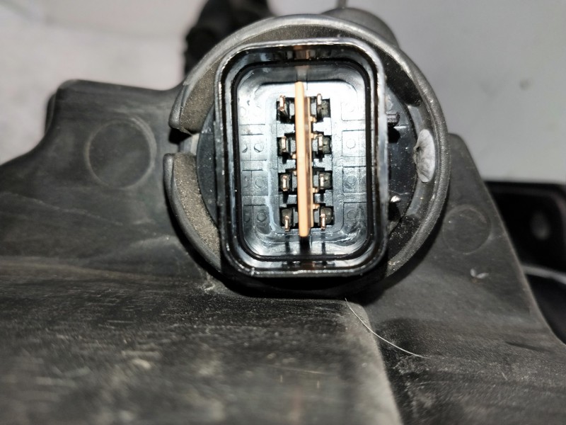 Recambio de faro derecho para hyundai i10 referencia OEM IAM   