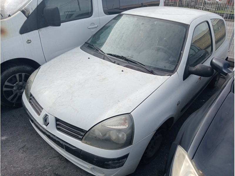 renault clio ii fase ii (b/cb0) del año 2001