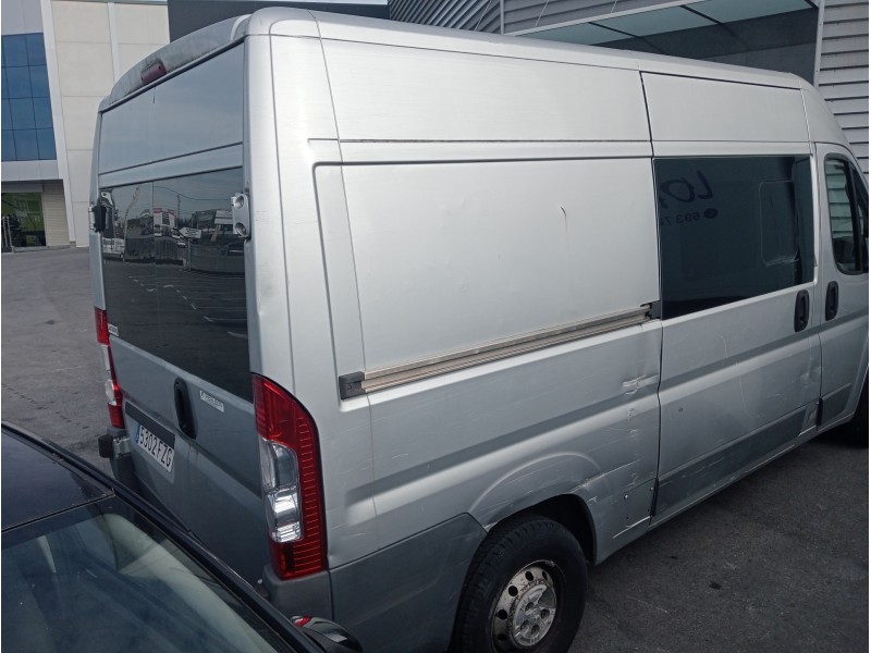 peugeot boxer caja cerrada, acristalado (bat. 3450) (333) (2007 =>) del año 2008