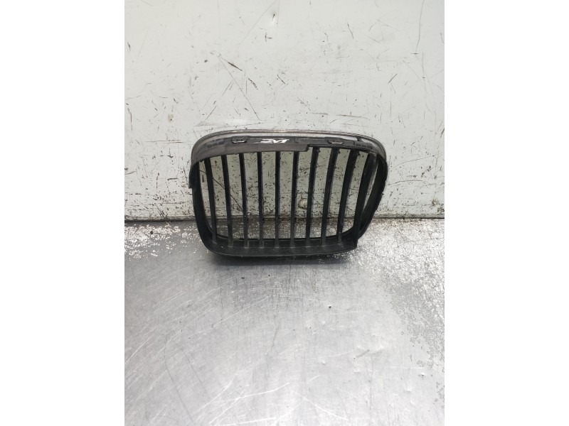 Recambio de rejilla delantera para bmw serie 5 berlina (e39) referencia OEM IAM DERECHO  