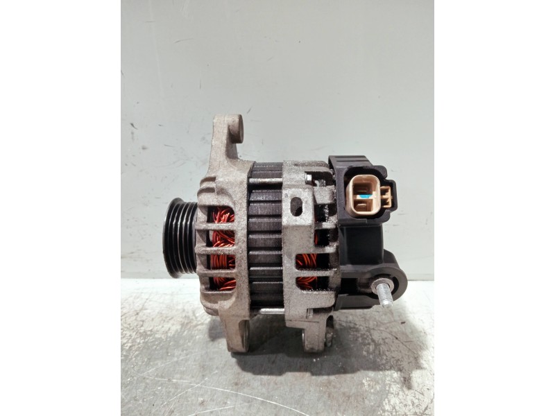 Recambio de alternador para hyundai i10 referencia OEM IAM 3730003100 2655633 