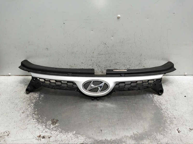 Recambio de rejilla delantera para hyundai i10 referencia OEM IAM 863660X000  