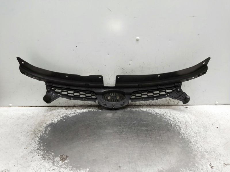 Recambio de rejilla delantera para hyundai i10 referencia OEM IAM 863660X000  