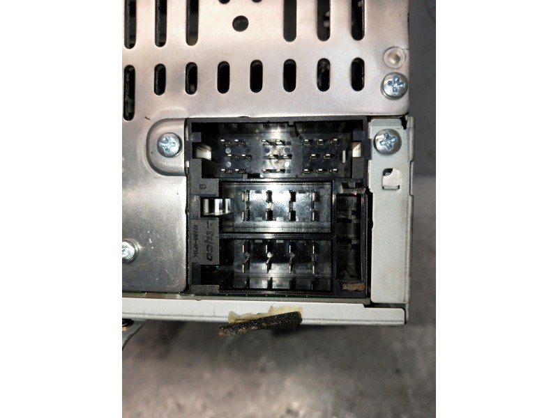 Recambio de sistema audio / radio cd para hyundai i10 referencia OEM IAM 961000X2304X  