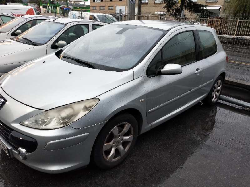 peugeot 307 berlina (s2) del año 2006