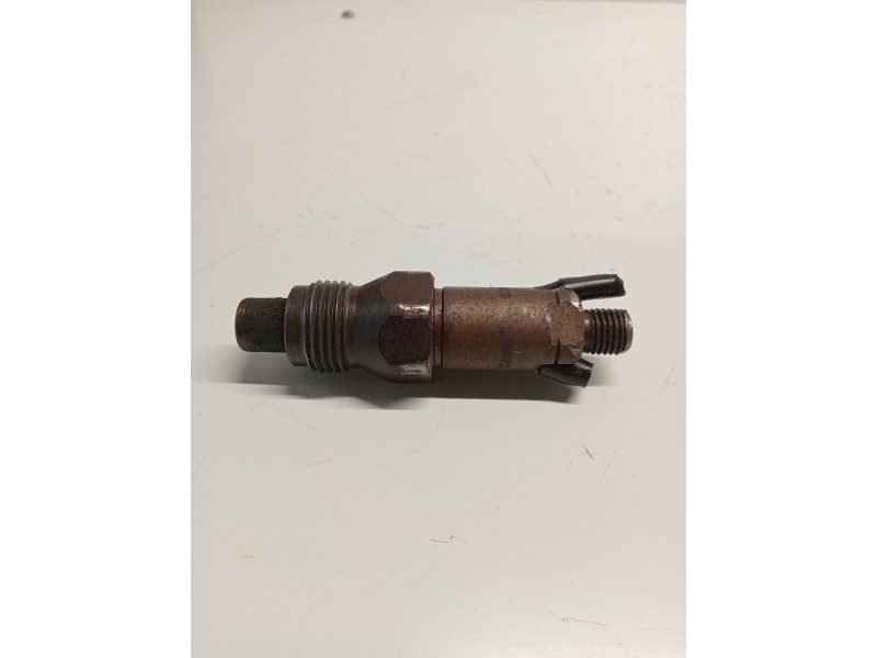 Recambio de inyector para suzuki vitara se/sv (et) 1.9 turbodiesel referencia OEM IAM LCR6735202  LUCAS