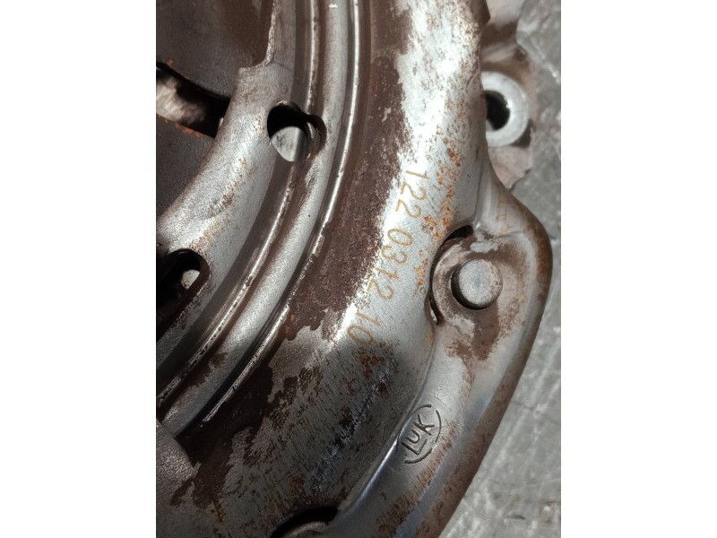 Recambio de kit embrague para renault kangoo referencia OEM IAM 122031210 322034210 