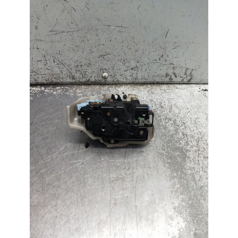 Recambio de motor cierre centralizado trasero izquierdo para volkswagen golf v berlina (1k1) highline referencia OEM IAM   5P
