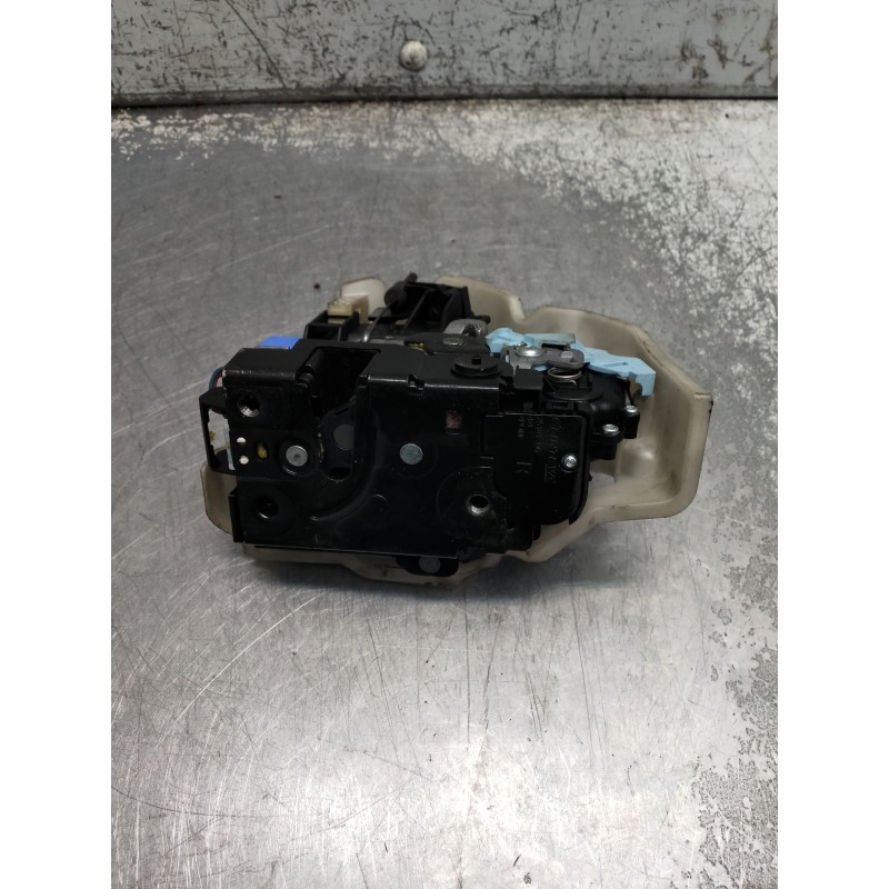 Recambio de motor cierre centralizado trasero derecho para volkswagen golf v berlina (1k1) highline referencia OEM IAM   5P