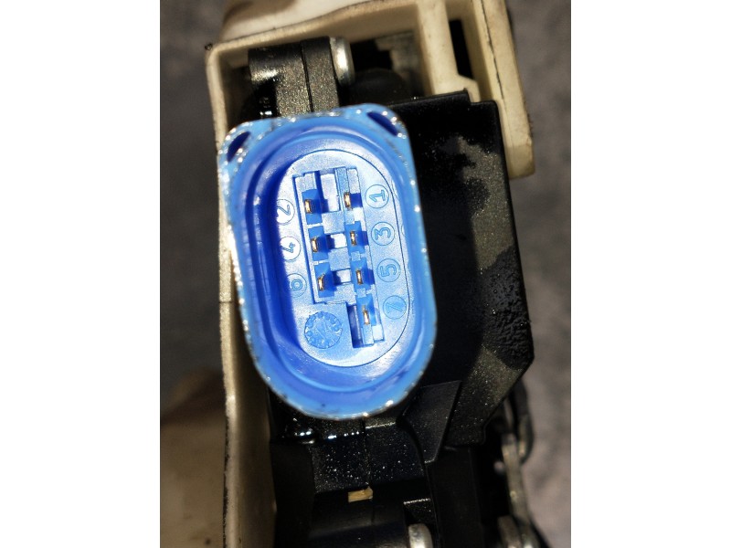 Recambio de motor cierre centralizado trasero derecho para volkswagen golf v berlina (1k1) highline referencia OEM IAM   5P