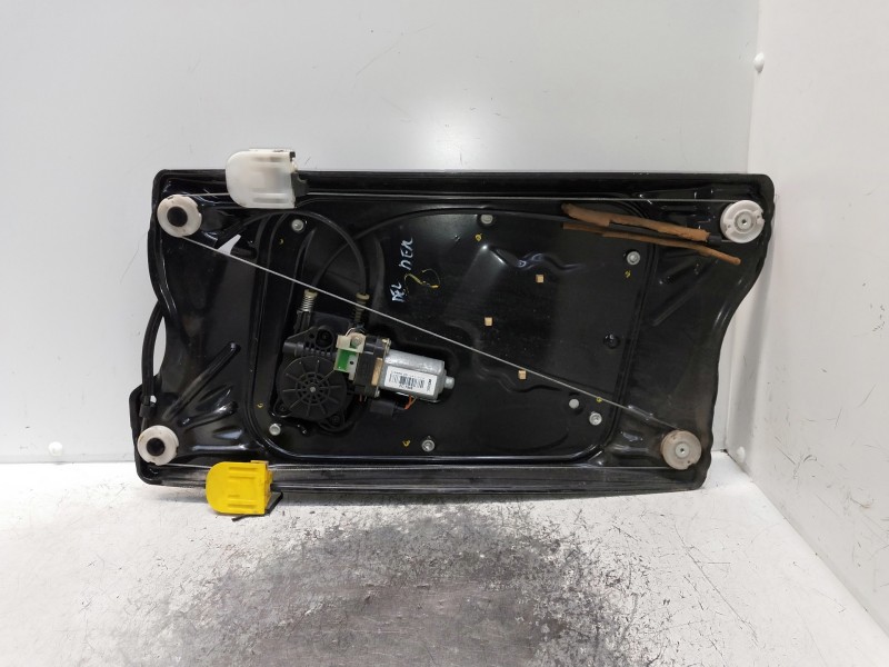 Recambio de elevalunas delantero derecho para land rover freelander (lr2) 2.2 td4 referencia OEM IAM 6H5223200AL  5P