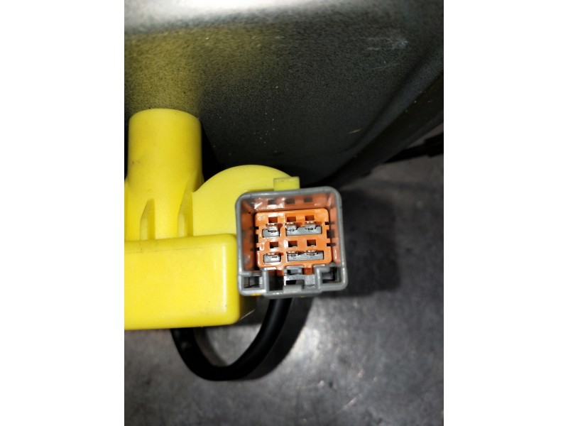 Recambio de elevalunas trasero izquierdo para land rover freelander (lr2) 2.2 td4 referencia OEM IAM 6H5227001AG  5P