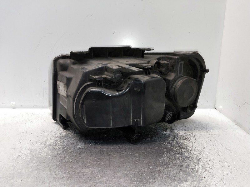 Recambio de faro derecho para land rover freelander (lr2) 2.2 td4 referencia OEM IAM 6H5213W029BC  