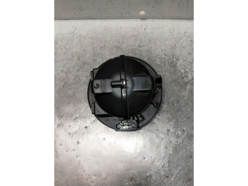 Recambio de motor calefaccion para land rover freelander (lr2) 2.2 td4 referencia OEM IAM 6G9N18D413AA  