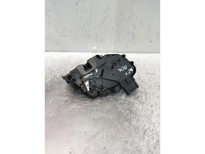 Recambio de motor cierre centralizado delantero derecho para land rover freelander (lr2) 2.2 td4 referencia OEM IAM 6W8A21812AD 