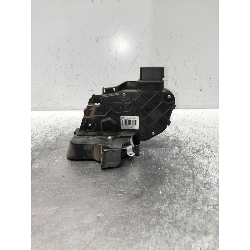 Recambio de motor cierre centralizado delantero derecho para land rover freelander (lr2) 2.2 td4 referencia OEM IAM 6W8A21812AD 