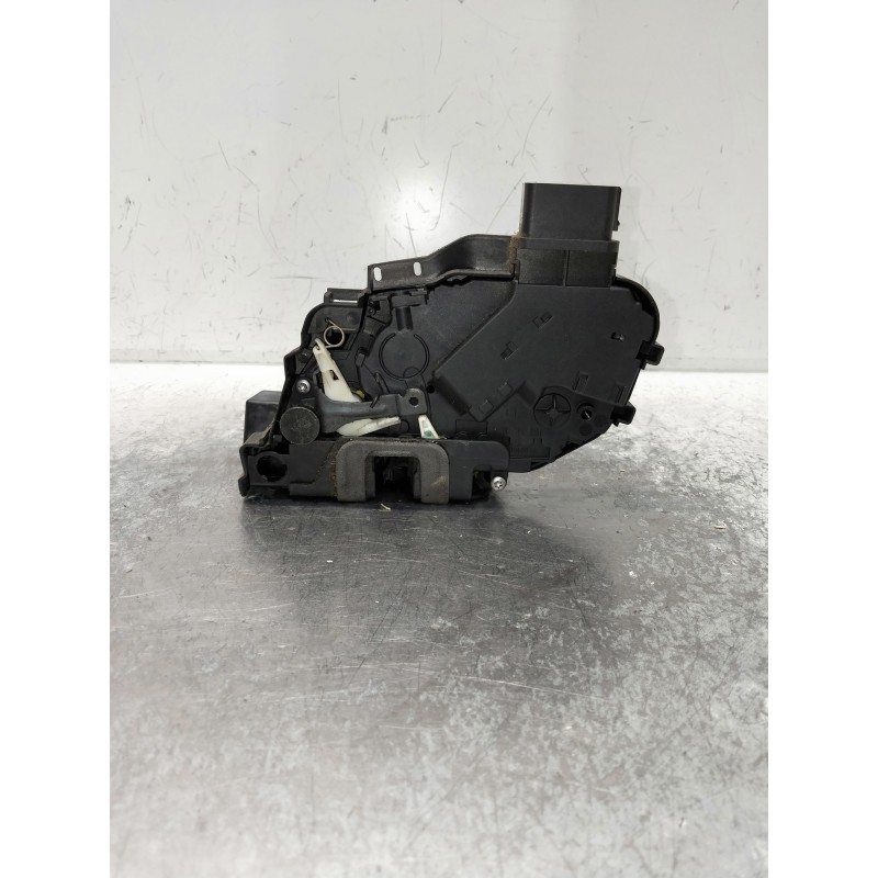 Recambio de motor cierre centralizado delantero izquierdo para land rover freelander (lr2) 2.2 td4 referencia OEM IAM 6W8A21813A